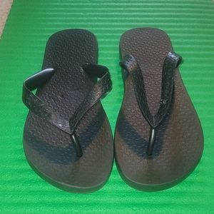 Ipanema Flip Flips never worn like new